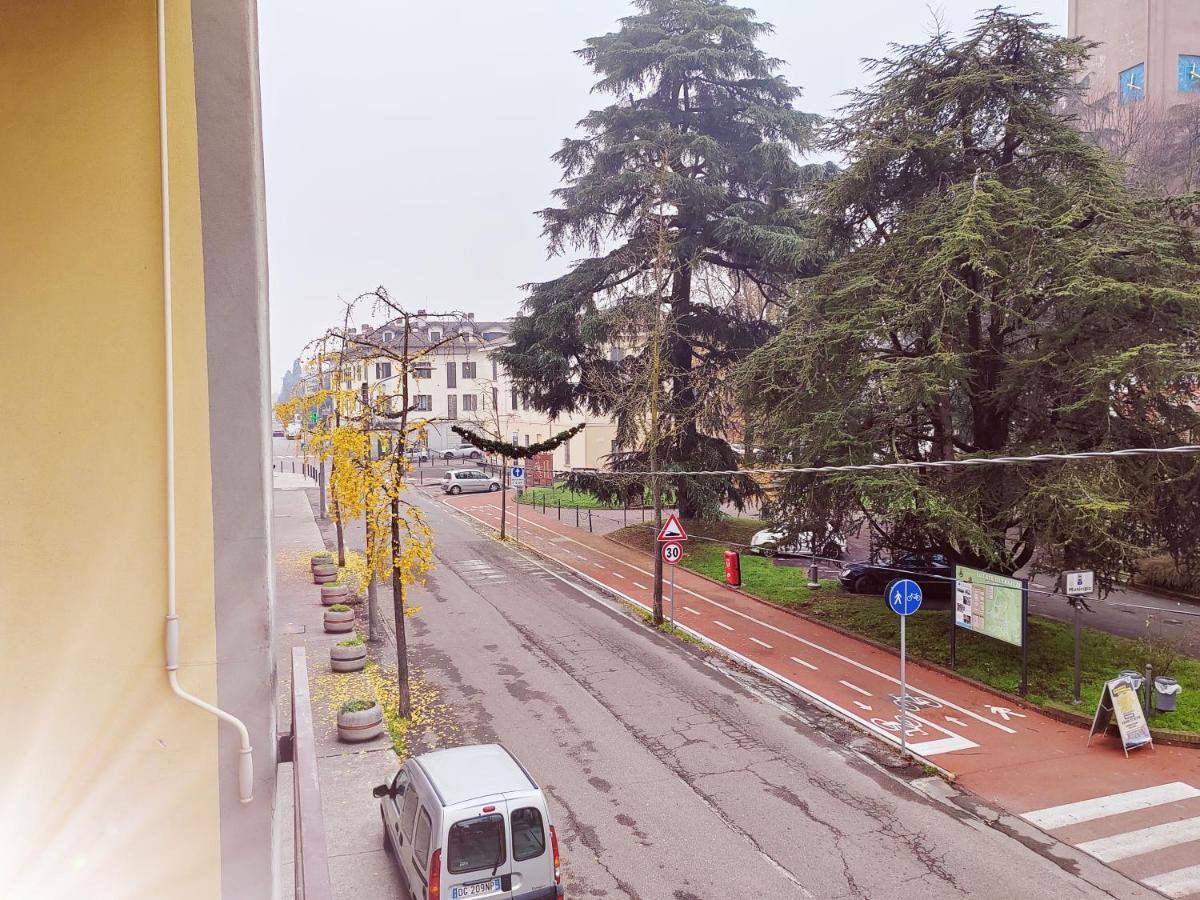 Ieo -Humanitas - Sunny House - Comodissimo Locate di Triulzi ภายนอก รูปภาพ